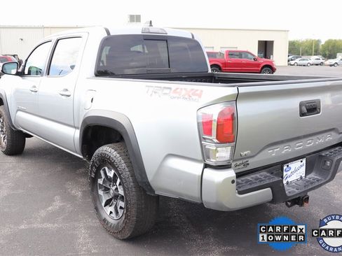 Used 2023 Toyota Tacoma TRD Off-Road w/ Technology Package image 10