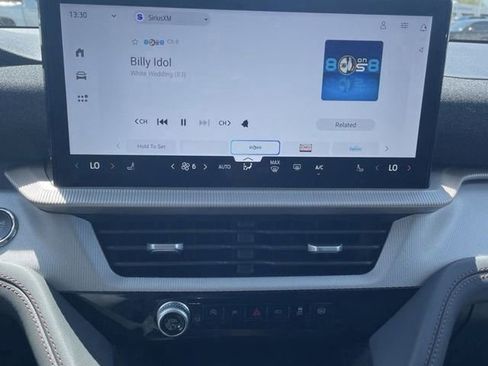 Used 2026 Ford Explorer Active image 17