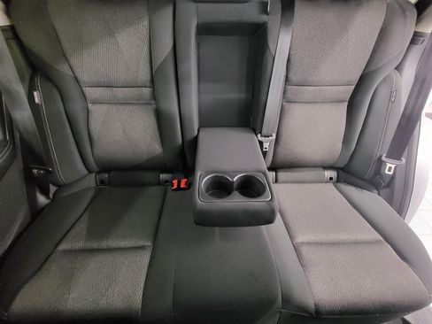 Used 2025 Nissan Rogue SV image 23