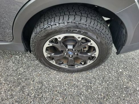Used 2023 Subaru Crosstrek 2.0i Premium AWD/4WD image 6