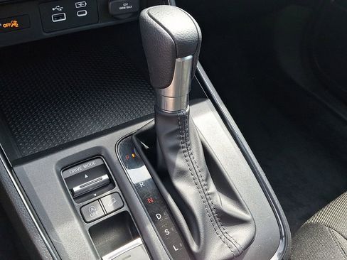 Used 2024 Honda CR-V EX image 15