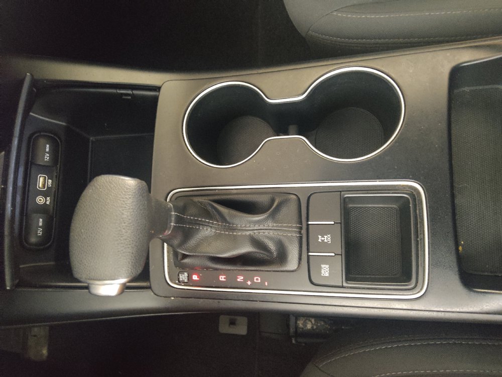 Used 2019 Kia Sorento AWD V6 image 26