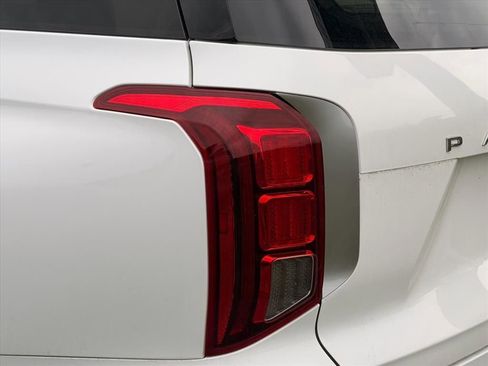 Used 2022 Hyundai Palisade SEL w/ Premium Package AWD/4WD image 9