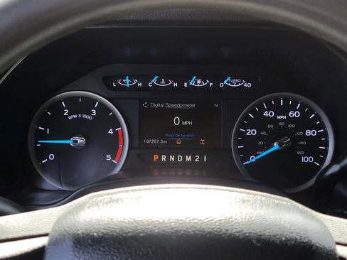 Used 2019 Ford F250 XLT w/ XLT Value Package image 34