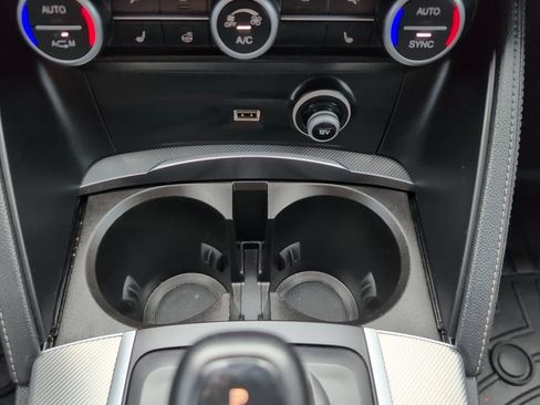 Used 2018 Alfa Romeo Stelvio Ti Sport AWD/4WD image 26