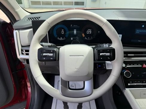 Certified 2025 Hyundai Santa Fe SEL AWD/4WD image 15