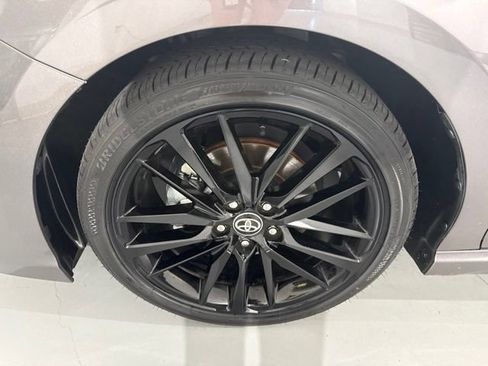 Used 2024 Toyota Camry XSE w/ Navigation Package FWD image 4