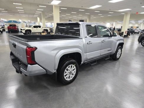 New 2026 Toyota Tacoma SR5 image 5