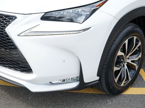 Used 2015 Lexus NX 200t 200t image 9