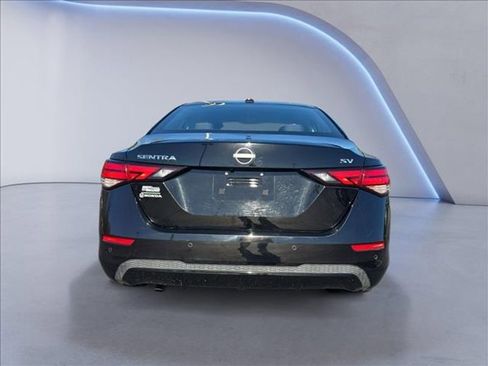 Used 2024 Nissan Sentra SV image 4
