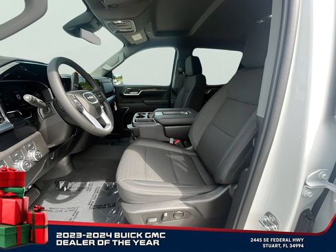 New 2026 GMC Sierra 1500 Elevation image 11