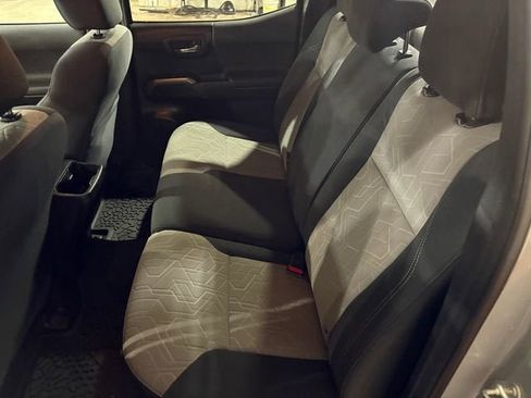 Used 2021 Toyota Tacoma TRD Off-Road w/ Technology Package image 25