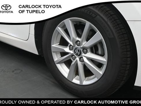 Used 2025 Toyota Camry SE FWD image 39