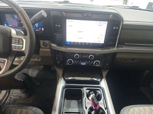 Used 2025 Ford F450 Platinum w/ Platinum Plus Package AWD/4WD image 13