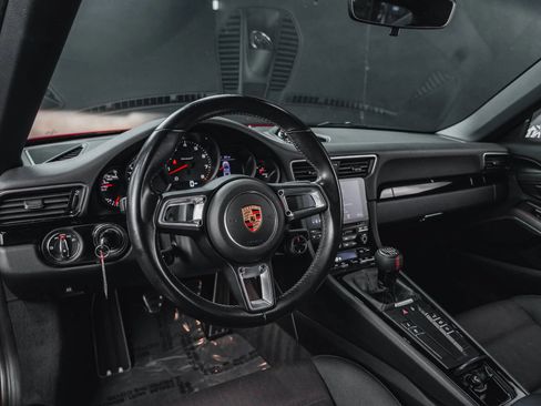 Used 2018 Porsche 911 Carrera T RWD image 34