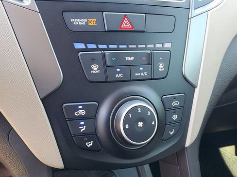 Used 2017 Hyundai Santa Fe Sport image 25