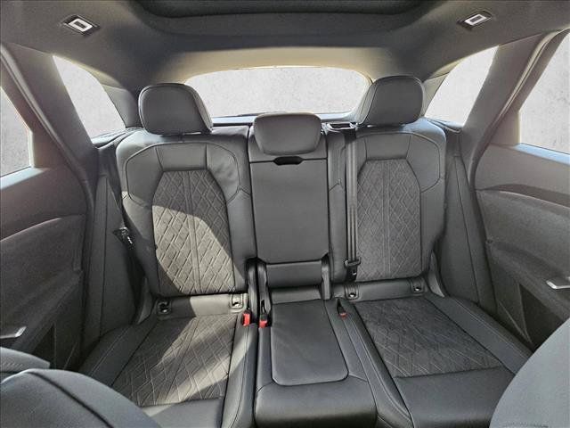 Certified 2026 Audi SQ5 Premium Plus AWD/4WD image 15