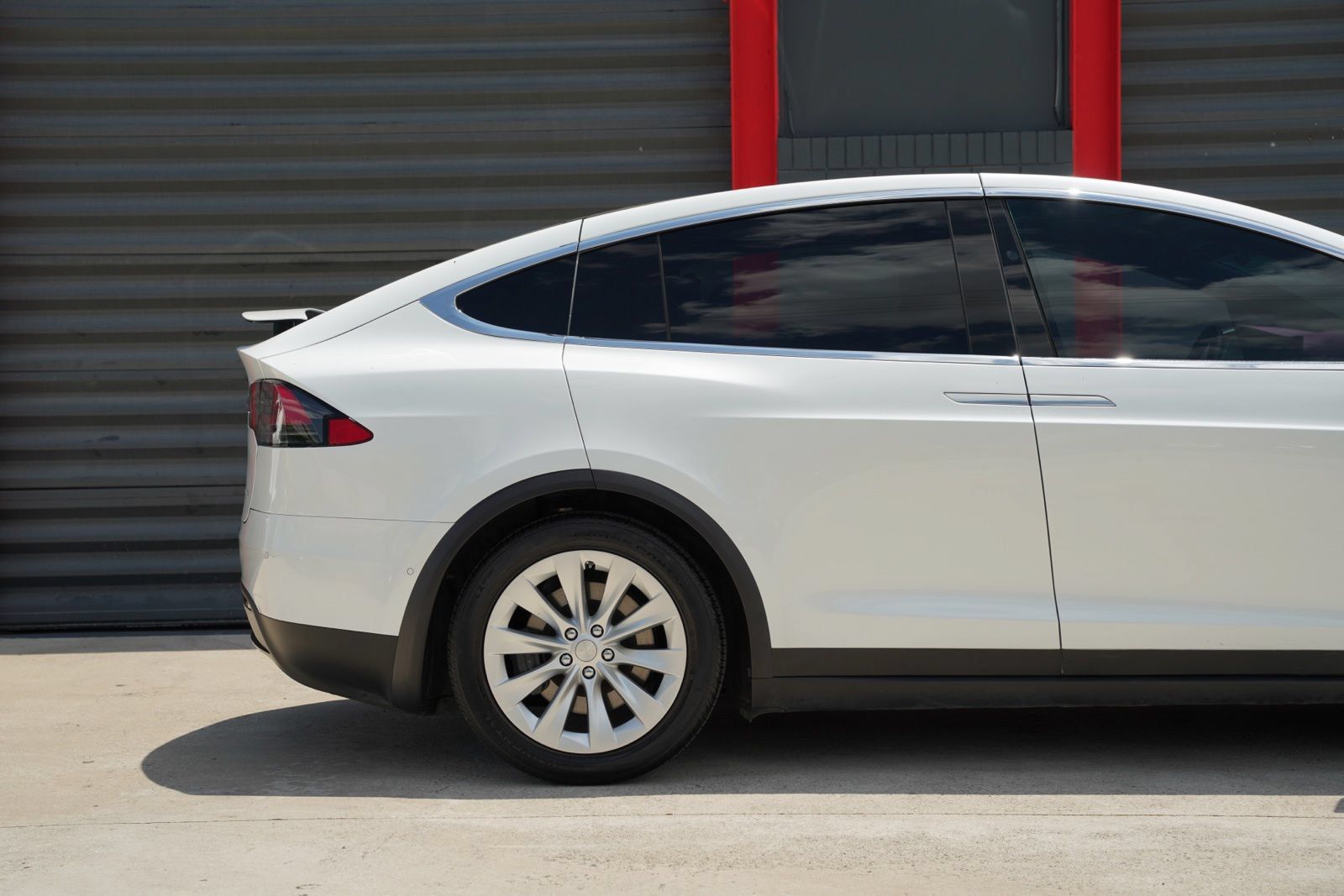 Used 2020 Tesla Model X Long Range AWD/4WD image 4