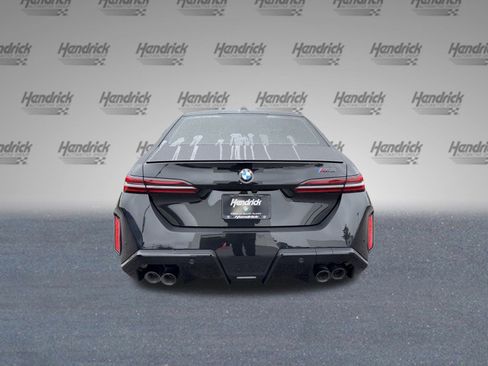 Used 2026 BMW M5 image 9