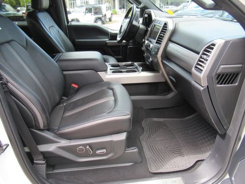 Used 2020 Ford F250 Platinum AWD/4WD image 9