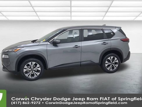 Used 2023 Nissan Rogue SV image 8