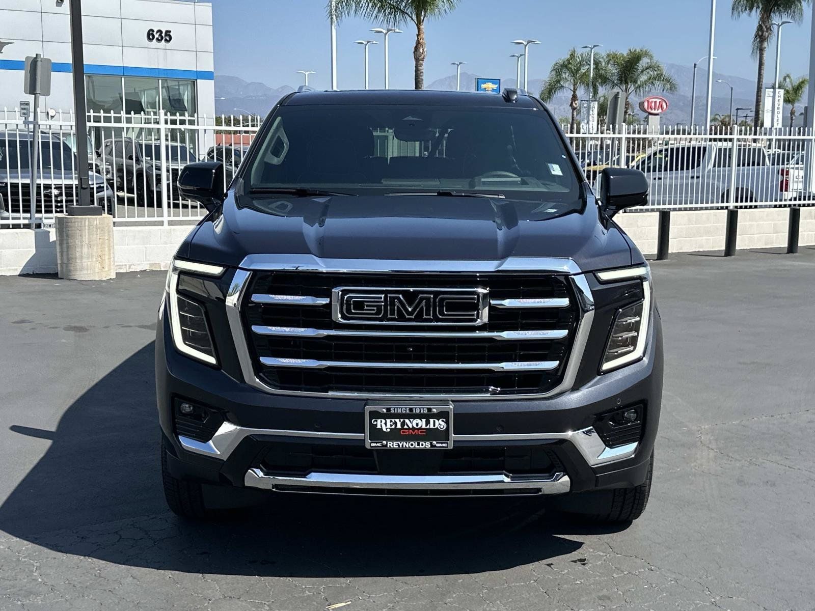New 2026 GMC Yukon Elevation w/ Elevation Premium Package AWD/4WD image 2