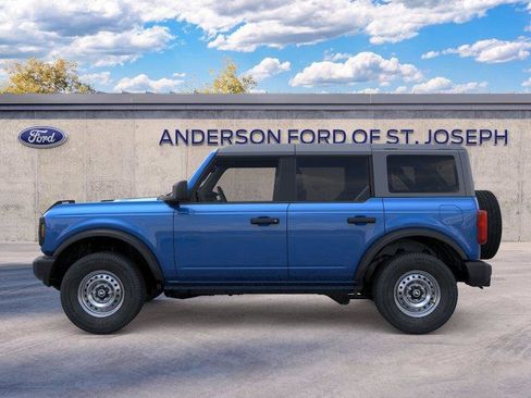 New 2026 Ford Bronco 4-Door AWD/4WD image 3