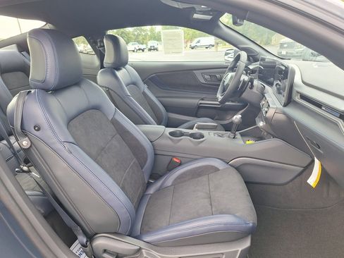 New 2025 Ford Mustang Dark Horse image 16