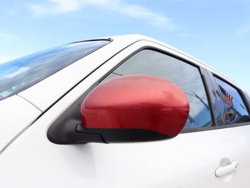 Used 2014 Nissan Juke NISMO RS w/ Navigation Package image 4