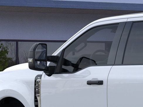 New 2026 Ford F250 XL w/ 360-Degree Camera Package RWD image 42