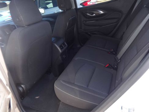 Used 2022 GMC Terrain SLE w/ Fleet Convenience Package image 12