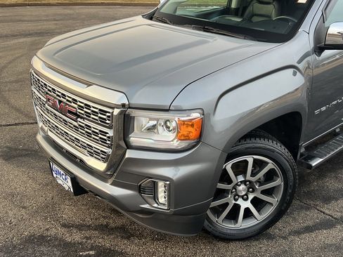Used 2021 GMC Canyon Denali image 8