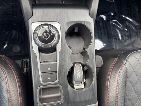 Used 2023 Ford Escape ST-Line Elite w/ Premium Technology Package image 17