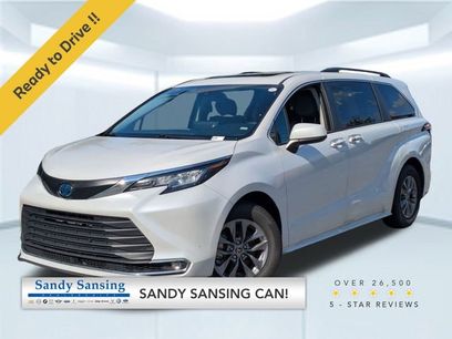 Used 2023 Toyota Sienna XLE
