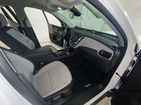 Used 2024 Chevrolet Equinox LS w/ LS Convenience Package AWD/4WD image 38