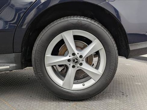 Used 2018 Mercedes-Benz GLE 350 w/ Premium 1 Package image 31