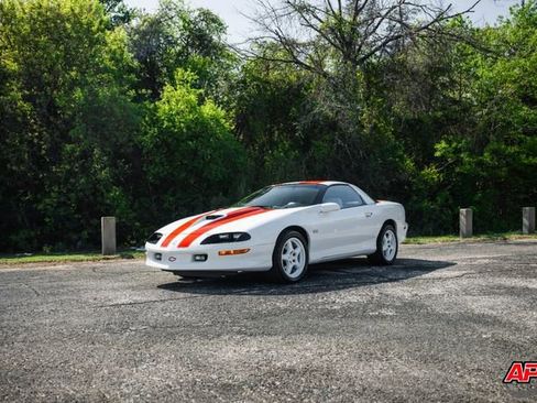 Used 1997 Chevrolet Camaro SS w/ SS Alteration Pkg image 37