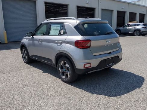 New 2026 Hyundai Venue SEL image 4