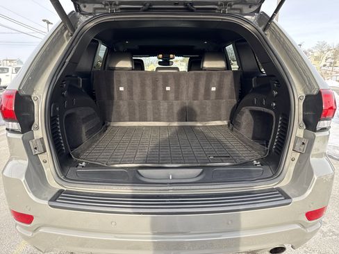 Used 2020 Jeep Grand Cherokee Altitude image 5