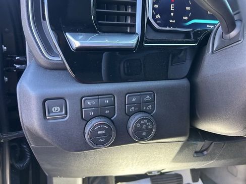 New 2026 Chevrolet Silverado 3500 LTZ image 17