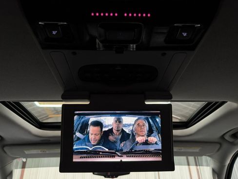 Used 2015 GMC Sierra 3500 Denali w/ Duramax Plus Package image 21