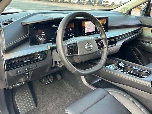 Certified 2025 Nissan Murano SL AWD/4WD image 33