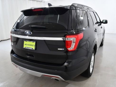 Used 2016 Ford Explorer XLT w/ Equipment Group 202A image 12