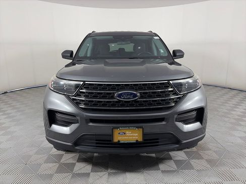 Certified 2022 Ford Explorer XLT AWD/4WD image 2
