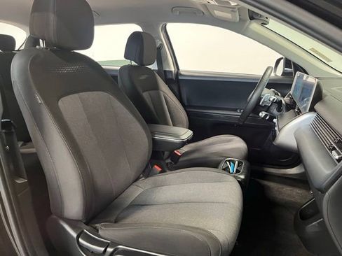 Used 2024 Hyundai Ioniq 5 SEL RWD image 10