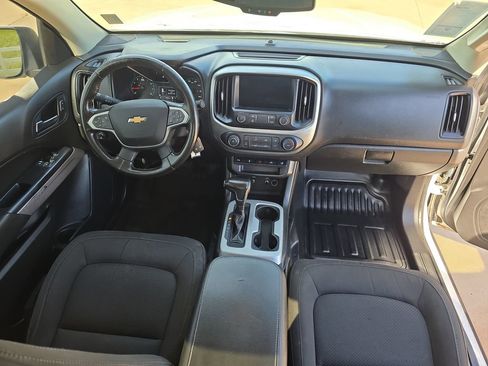 Used 2021 Chevrolet Colorado LT w/ Fleet Safety Package RWD image 9