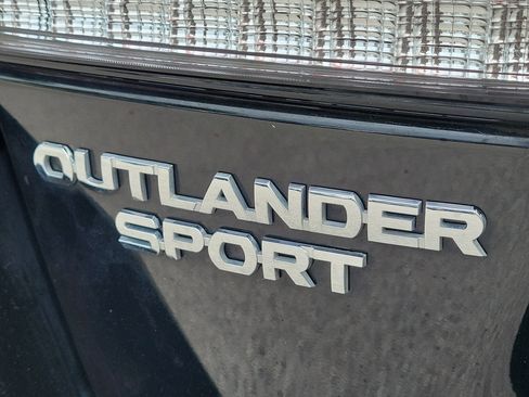 Used 2023 Mitsubishi Outlander Sport ES AWD/4WD image 9