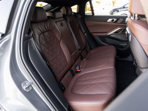 Used 2026 BMW X6 M60i image 37