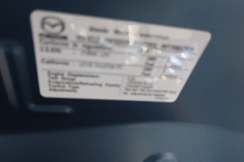 Used 2018 MAZDA MAZDA3 Sport FWD image 32