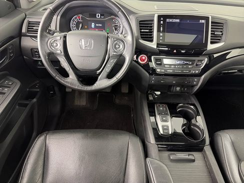 Used 2017 Honda Pilot Elite image 14